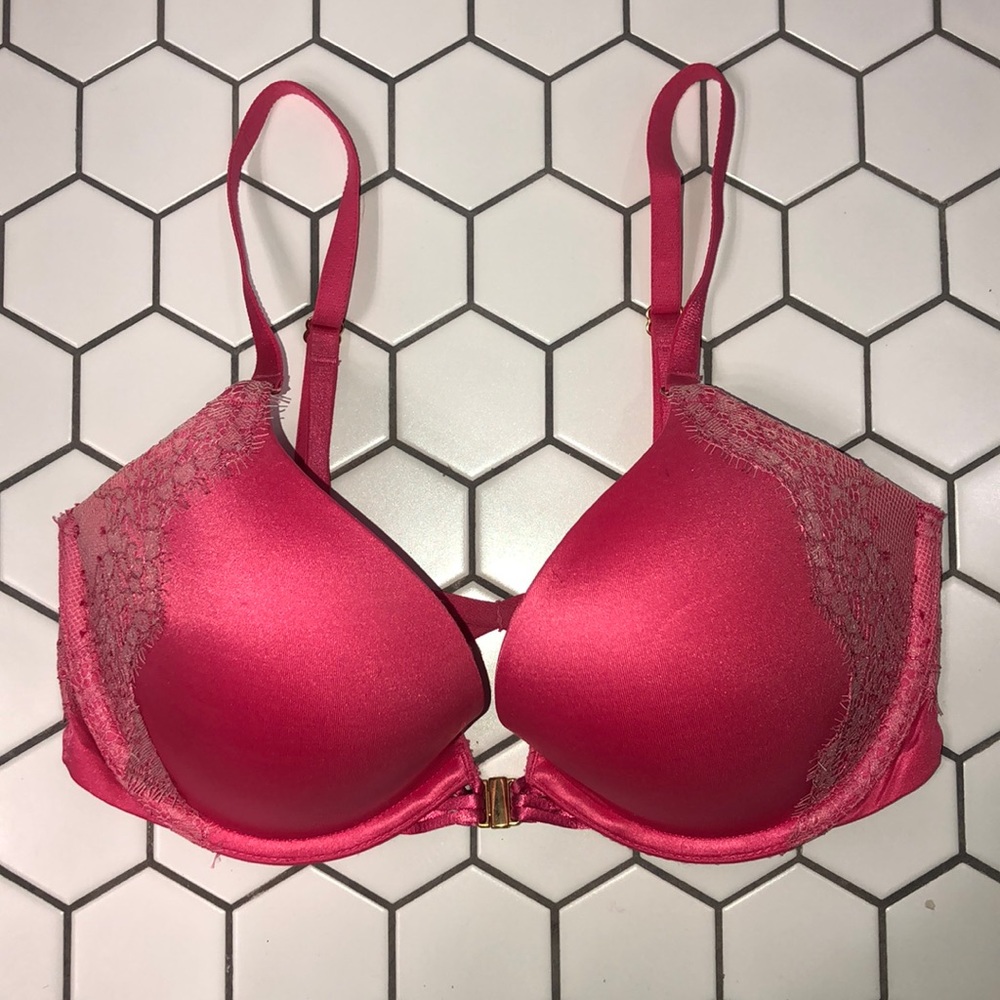 Victoria’s Secret bra